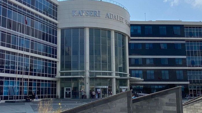 Yağma ve yaralama suçundan yargılananlar suçlamayı reddetti